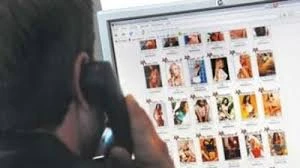 Nhờ Internet, thiếu nữ thu nhập 20 triệu đồng/tháng từ bán dâm