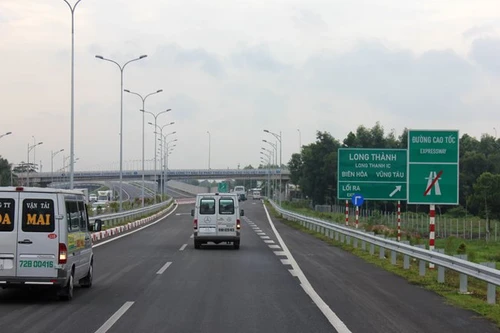 Đề xuất thu phí cao tốc theo giờ cao điểm/thấp điểm