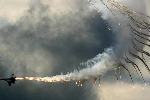 [ẢNH] Chưa kịp đấu Nga, Su-27 Ukraine rơi lả tả, tiết lộ sự thật khủng khiếp