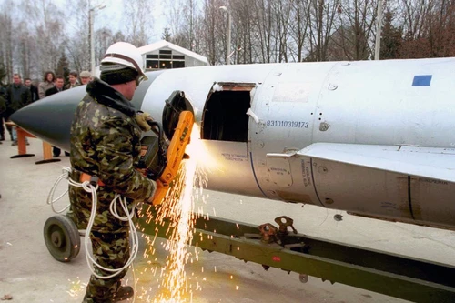 [ẢNH] Ukraine tự tay phá hủy số lượng khủng khiếp tên lửa đủ khiến hải quân Nga nằm bờ