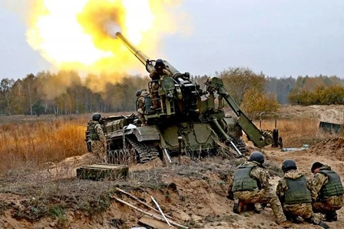 [ẢNH] Ukraine sắp sửa tung đấm thép vào dân quân miền Đông, Nga sẽ ngồi im?