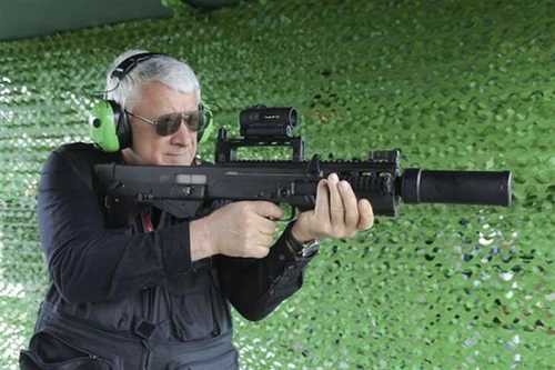 [ẢNH] Trang bị siêu súng bắn đạn 12,7 ly, đặc nhiệm Nga trở thành chiến binh bất bại?