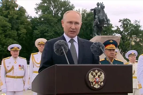 Thông điệp ẩn dành cho Ukraine trong bài phát biểu Ngày Hải quân của ông Putin