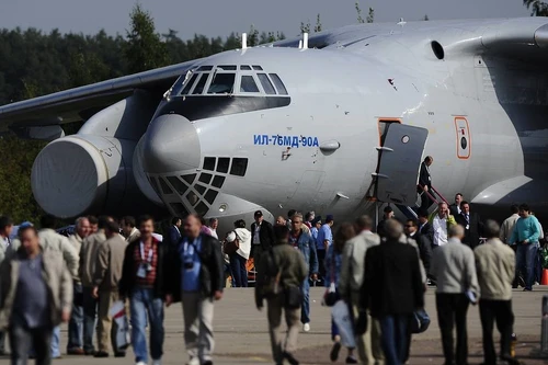 Phiên bản dân sự của máy bay vận tải Il-76MD-90A giúp Nga 'lách' lệnh cấm vận