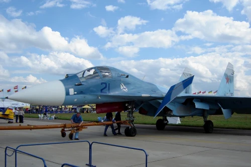 Kinh ngạc tiêm kích hạm 'Su-34 trên tàu sân bay' của Hải quân Nga