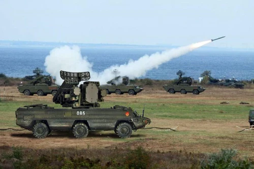 Phòng không Nga sẽ 'đóng cửa' bầu trời Donbass đối với Bayraktar TB2?