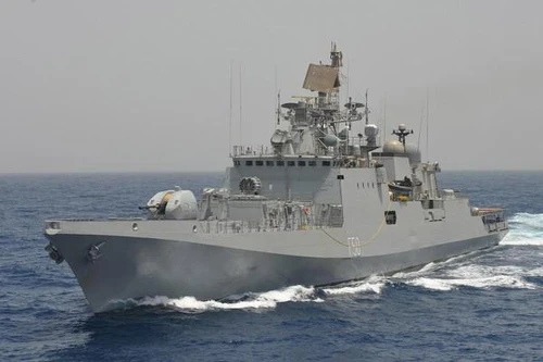 [ẢNH] Nga tranh cãi kịch liệt nên tiếp nhận hay bán tháo khinh hạm Dự án 11356M