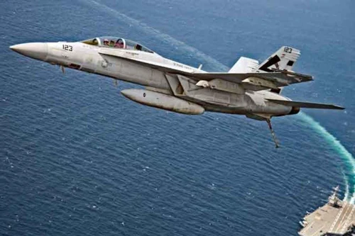 INS Vikrant Ấn Độ vượt trội Type 002 Trung Quốc nhờ tiêm kích F/A-18E/F Super Hornet