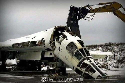 [ẢNH] Bí ẩn nguyên nhân thực sự khiến Mỹ ép Ukraine loại bỏ phi đội Tu-160