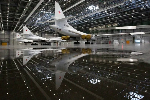 Hé lộ thông tin quan trọng sau khi ông Putin kiểm tra oanh tạc cơ Tu-160