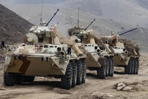 [ẢNH] Nga tăng cường hơn 100 thiết giáp tới Tajikistan đề phòng Taliban gây hấn