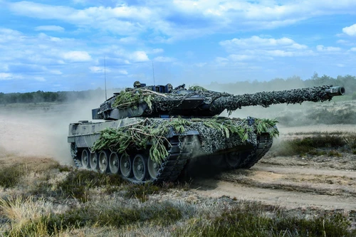 Nâng cấp đặc biệt khiến xe tăng Leopard 2A4 cổ điển mạnh hơn T-90M Proryv