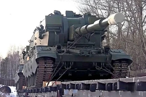 [ẢNH] Nga đang triển khai pháo tự hành mạnh nhất tới biên giới Ukraine