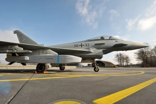 Quân đội Đức có thể đánh bại đối thủ lớn chỉ trong... 2 tuần?