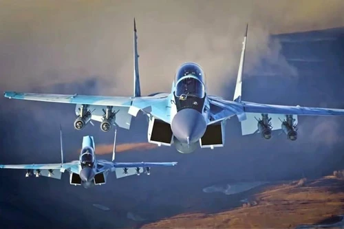[ẢNH] MiG-35 bội phần nguy hiểm khi được tích hợp trí thông minh nhân tạo?