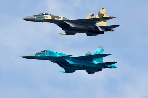 Tại sao Su-34 dễ bị bắn hạ hơn Su-35 khi đối đầu tên lửa phòng không Patriot?