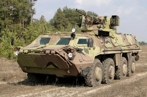Quân đội Ukraine nhận hàng loạt thiết giáp BTR-4 sản xuất mới