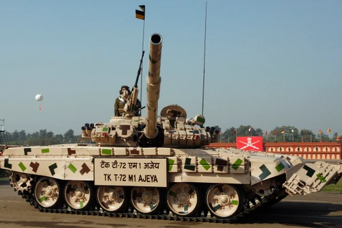 Nga tham gia nâng cấp 2.500 xe tăng T-72 loại biên của Ấn Độ 