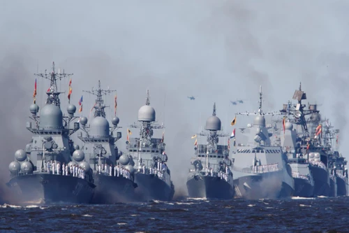 Hải quân Nga đồng loạt tung 70 tàu chiến chiếm lĩnh khắp các đại dương