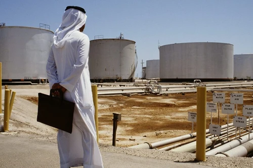 Các nước G7 và Saudi Arabia đang thực hiện biện pháp khẩn cấp để giảm giá dầu