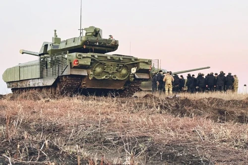 Chuyên gia Nga nói thời điểm xe tăng T-14 Armata chính thức tham chiến