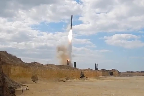 Hezbollah cảnh báo Mỹ - Israel bằng tên lửa hành trình chống hạm siêu âm