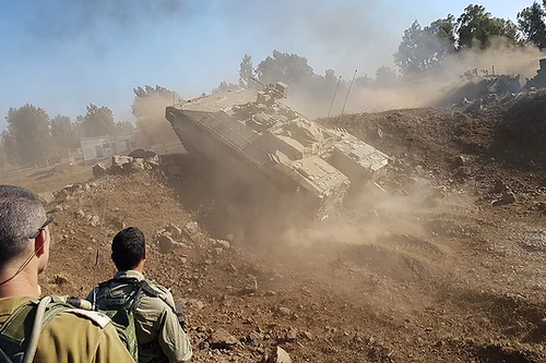 Thiết giáp chở quân Namer nặng nhất thế giới của Israel bị phá hủy bởi đạn RPG?