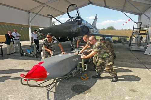 Pháp bí mật sửa đổi tên lửa Scalp EG để phóng từ mặt đất