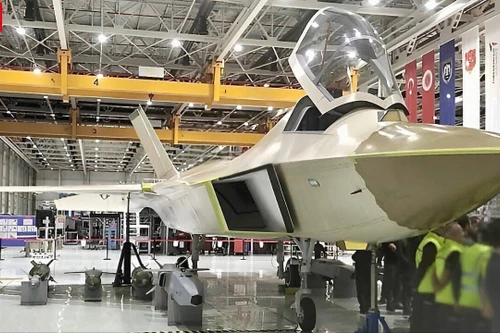 Ukraine sẽ là khách hàng đầu tiên của tiêm kích tàng hình KAAN?