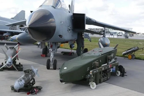 Ukraine sẽ nhận tên lửa Taurus khi Đức có Thủ tướng mới?