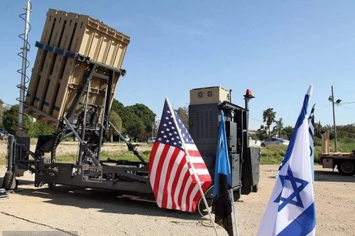 [ẢNH] Nga "giật mình" khi Mỹ đưa Iron Dome tới sát biên giới?
