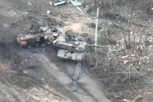 'Xe tăng T-72B3 nâng cấp tiêu diệt M1 Abrams ngay phát bắn đầu tiên'