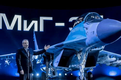 Tiêm kích MiG-35 tái sản xuất hàng loạt với radar AESA phát hiện F-22 cách 125 km