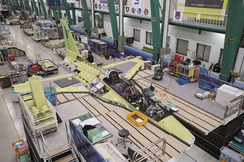 Tiêm kích FA-50 Hàn Quốc 'soán ngôi' F-16 Mỹ bằng hợp đồng cực lớn