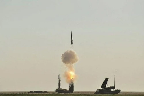 [ẢNH] Tên lửa tầm xa chủ lực của S-400 thực sự hiệu quả như thế nào?