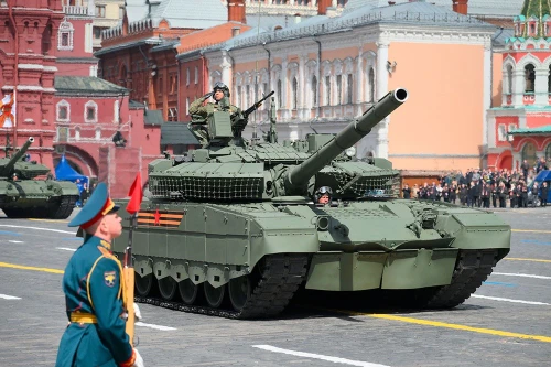 Xe tăng, thiết giáp Nga sau khi tham dự Lễ duyệt binh sẽ tiến thẳng ra mặt trận