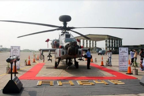 Mỹ đứng trước nguy cơ mất hàng loạt hợp đồng vũ khí với Ấn Độ vì Nga