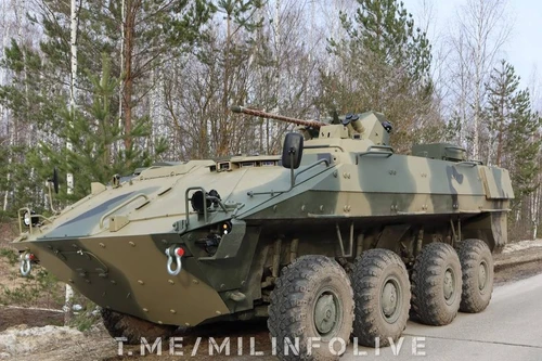 Thiết giáp BTR-22 'cách mạng hóa' của Nga bất ngờ áp sát biên giới Belarus - Ba Lan