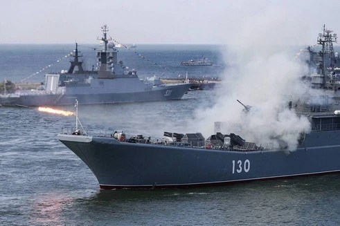 [ẢNH] Tàu chiến Nga mang tên lửa Kalibr sẽ hiện diện thường trực ngay ngoài khơi nước Mỹ?