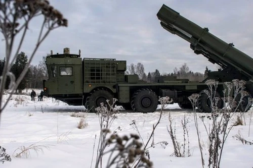 Mỹ lo ngại Nga xuất khẩu pháo phản lực 'mạnh hơn HIMARS'