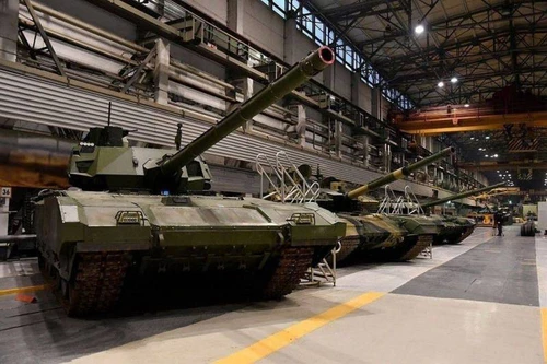 Quân đội Nga sẽ có thêm hàng ngàn xe tăng T-90M Proryv và T-14 Armata?
