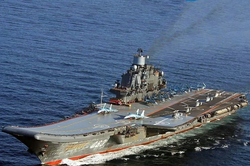 [ẢNH] Chuyên gia Sivkov: Tàu sân bay mạnh gấp 5 lần cả hạm đội mang tên lửa Kalibr