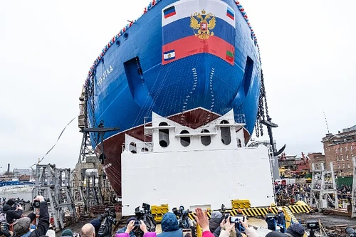 Nga đóng hàng loạt tàu phá băng hạt nhân siêu lớn để kiểm soát Bắc Cực