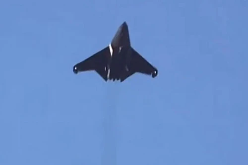 Hé lộ vai trò đặc biệt của tiêm kích ‘cụt đuôi’ J-50 Trung Quốc 