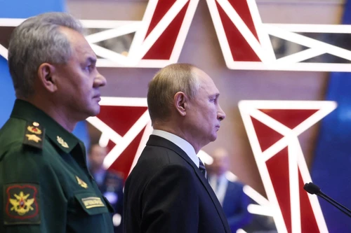 Phản ứng đáp trả mạnh mẽ của Tổng thống Putin làm 12 nước NATO lo ngại