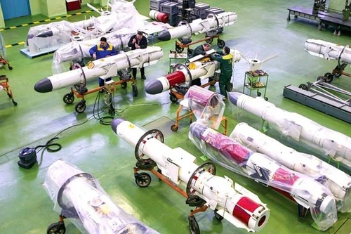 Hàng trăm triệu euro 'hàng hóa nhạy cảm' từ phương Tây tiếp tục chảy vào Nga