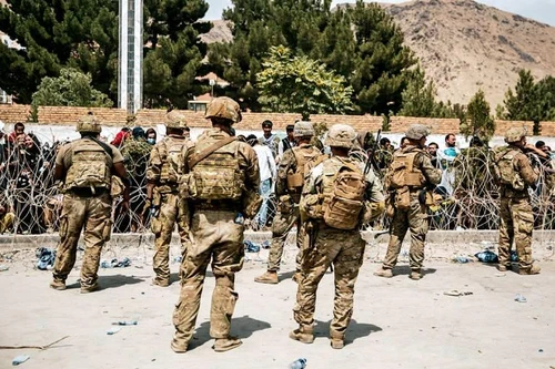 [ẢNH] Ai hưởng lợi nhiều nhất sau vụ đánh bom lính Mỹ tại Kabul?