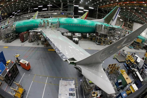 Điều gì xảy ra khi Nga tự sản xuất linh kiện cho máy bay Boeing, Airbus?