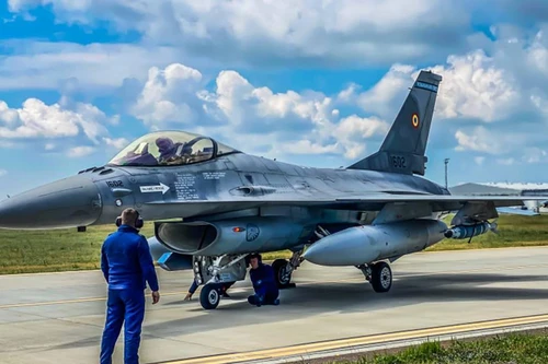 32 tiêm kích F-16 đã qua sử dụng có 'cuộc sống mới' tại Balkan