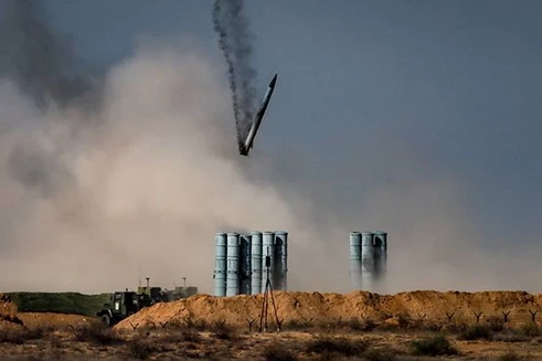 [ẢNH] S-400 Nga gặp sự cố nghiêm trọng ngay tại Hội thao quân sự quốc tế